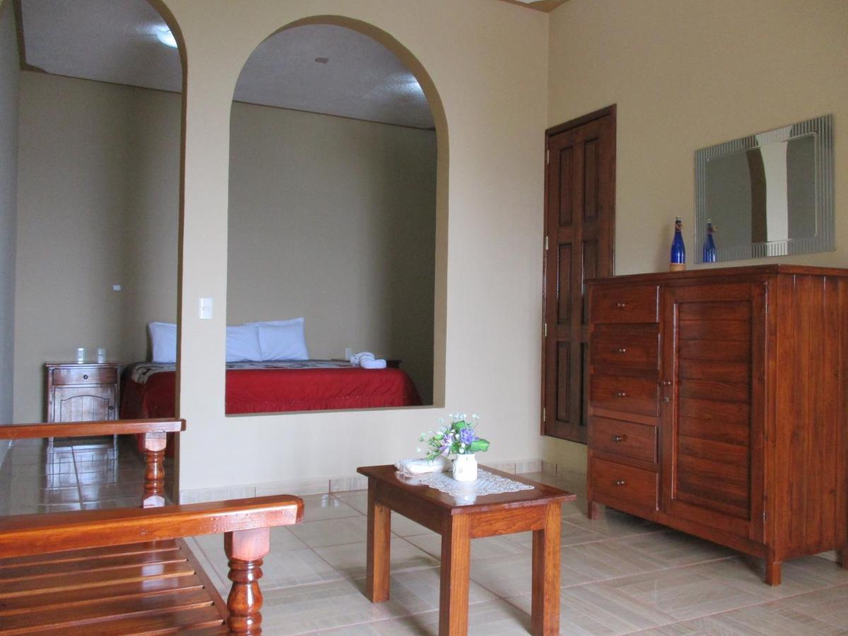 Gloria'S Hotel Estacahuite Экстерьер фото